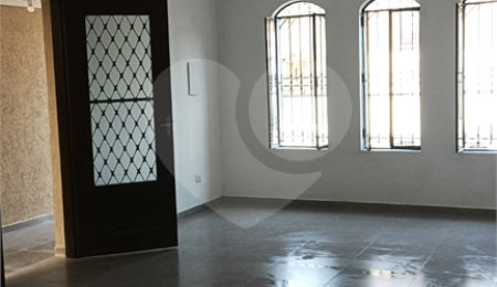 Sobrado à venda com 2 quartos em Vila Mazzei, São Paulo, SP