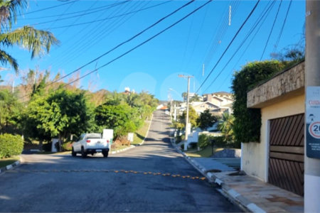 Casa à venda com 4 suítes no condomínio Osato, Atibaia - SP