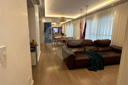 Apartamento à venda com 3 suítes em Santa Teresinha, São Paulo, SP
