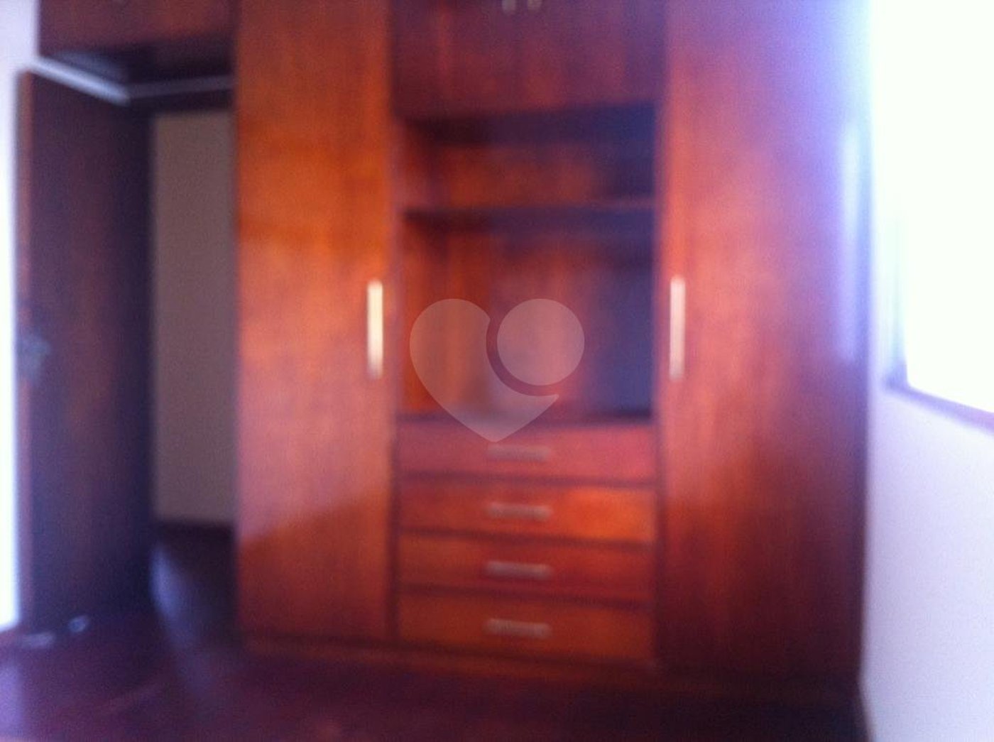 Sobrado à venda com 3 quartos, sendo 1 suíte, em Chora Menino, São Paulo, SP