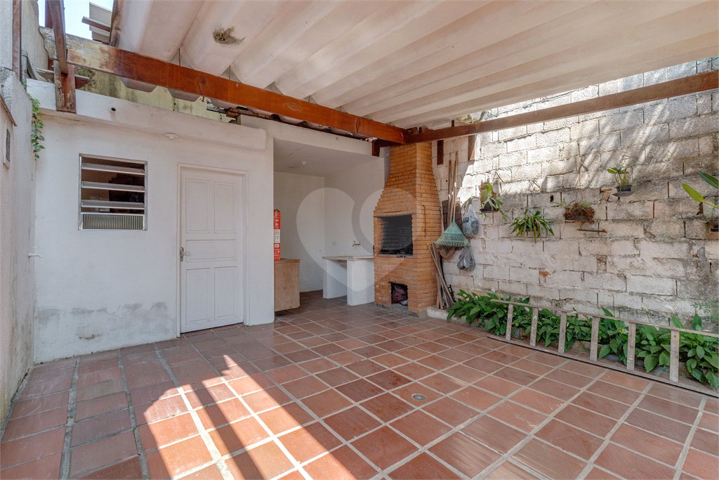 Sobrado à venda com 2 quartos em Chácara Monte Alegre, São Paulo, SP