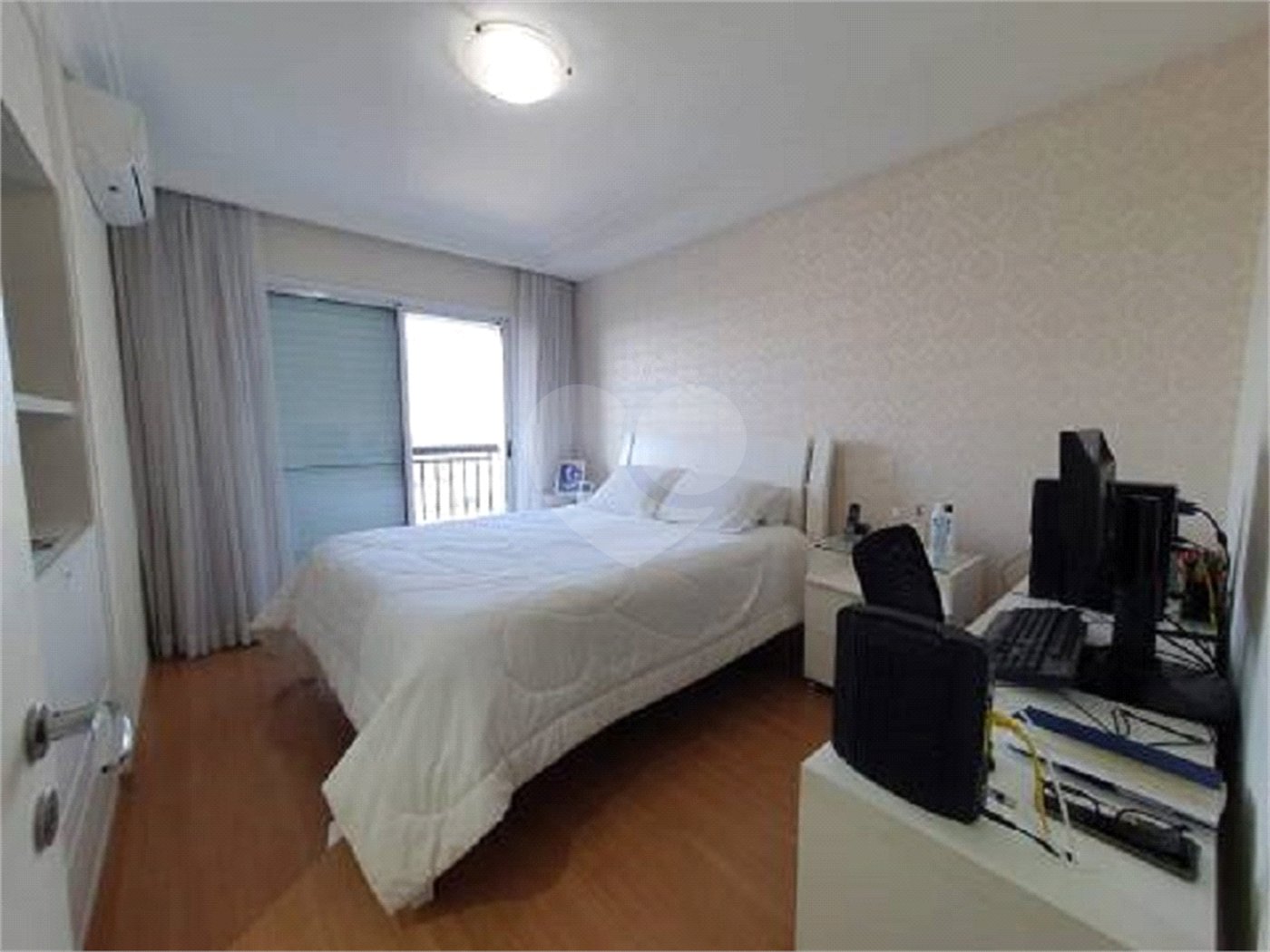 Apartamento à venda com 3 suítes em Vila Progredior, São Paulo, SP