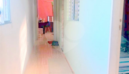 Sobrado à venda com 3 quartos no Brasilândia, São Paulo, SP