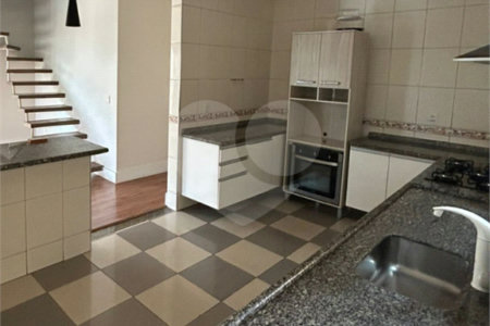 Casa à venda com 4 quartos, sendo 1 suíte, no condomínio Raizes, Paulínia - SP
