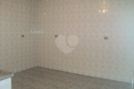 Sobrado à venda com 4 quartos em Parada Inglesa, São Paulo, SP