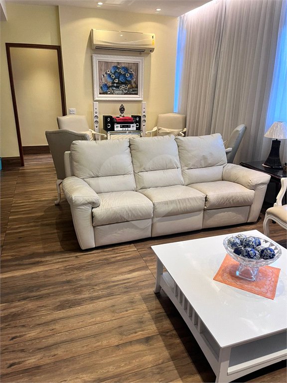 Apartamento à venda com 3 quartos, sendo 1 suíte, em Tijuca, Rio de Janeiro, RJ