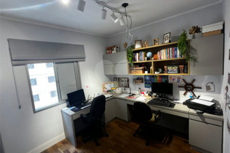 Apartamento à venda com 3 quartos, sendo 1 suíte,  no Centro, São Bernardo do Campo, SP