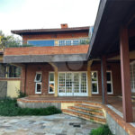 Casa à venda com 4 suítes em Vila Petrópolis, Atibaia, SP