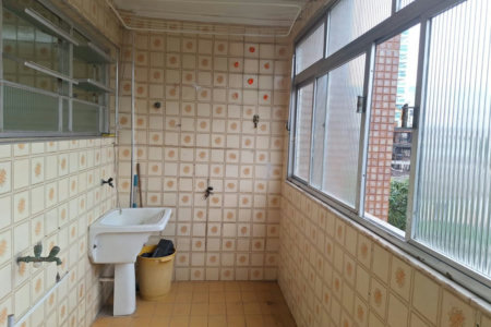 Apartamento Amplo a Apenas 120 Metros da Praia – Localização Privilegiada na Ponta da Praia!