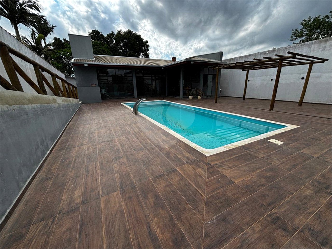Chácara à venda com 3 quartos, sendo 2 suítes, em Jardim Saltense, Salto, SP