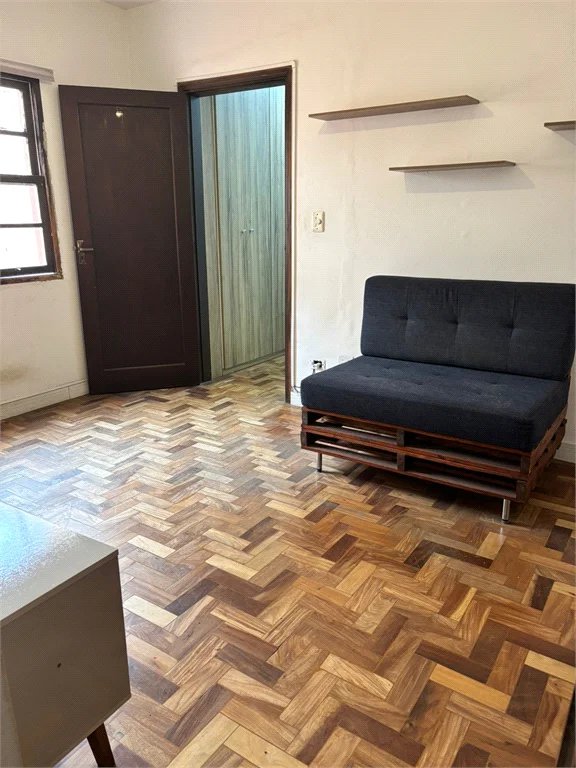 Sobrado à venda com 4 quartos, sendo 2 suítes, em Jaguaré, São Paulo, SP