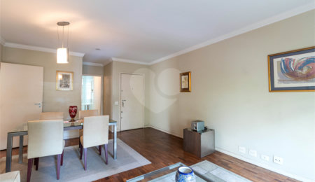 Apartamento à venda com 2 quartos, sendo 1 suíte,  em Itaim Bibi, São Paulo, SP