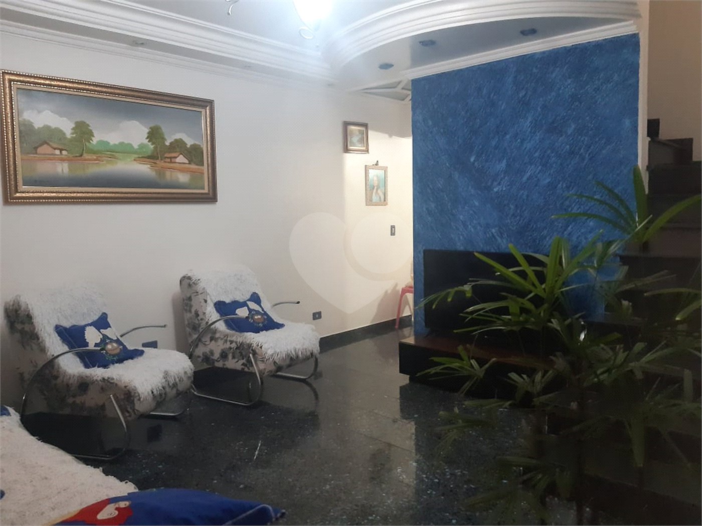 Sobrado à venda com 5 quartos, sendo 3 suítes, em Horto, São Paulo, SP