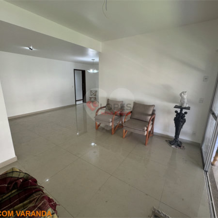 Apartamento à venda com 4 quartos, sendo 1 suíte, em Tijuca, Rio de Janeiro, RJ