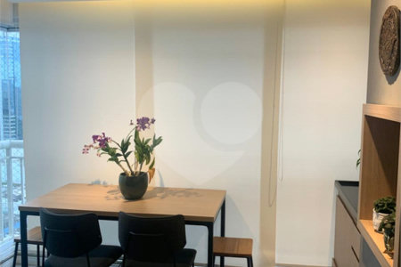 Apartamento à venda com 2 quartos, sendo 1 suíte,  em Barra Funda, São Paulo, SP