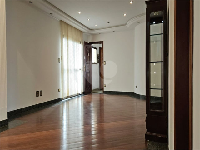 Apartamento à venda com 3 quartos, sendo 1 suíte,  em Anália Franco, São Paulo, SP