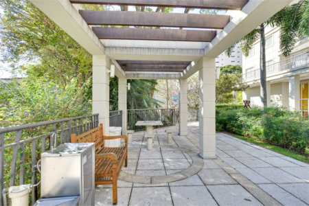 Apartamento à venda com 3 quartos, sendo 1 suíte, em Santo Amaro, São Paulo, SP
