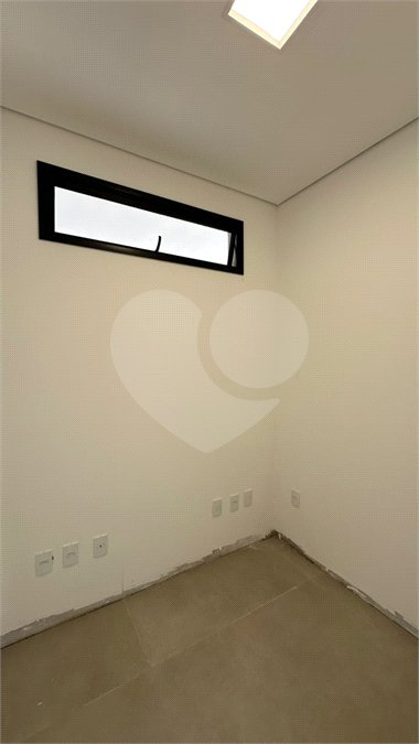 Casa à venda com 3 suítes no condomínio Residencial London Park, Indaiatuba - SP