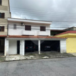 Casa à venda com 4 quartos, sendo 2 suítes, em Vila Mogilar, Mogi das Cruzes, SP