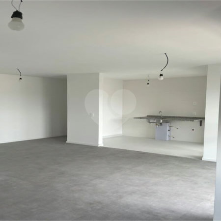 Apartamento à venda com 2 quartos, sendo 1 suíte,  em Vila Anastácio, São Paulo, SP