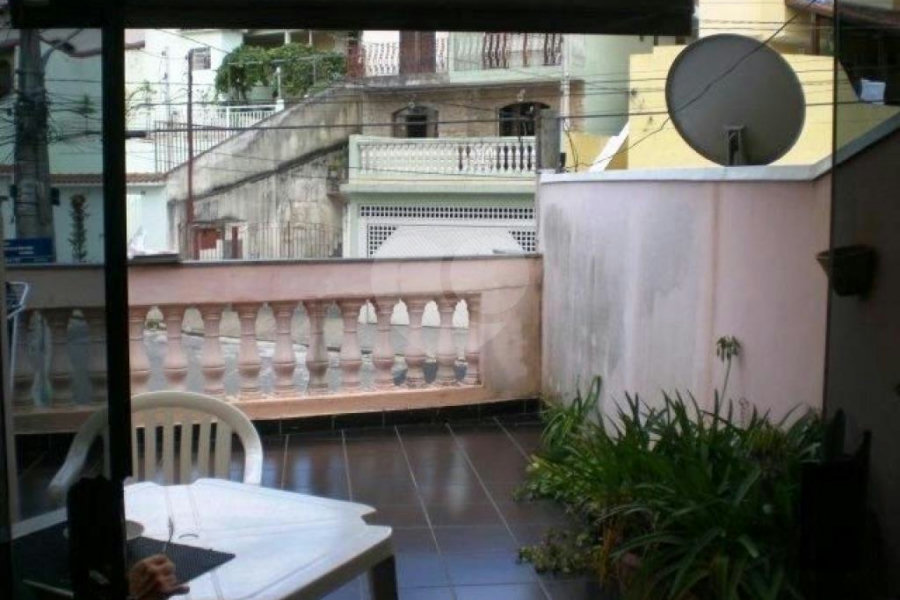 Sobrado à venda com 3 quartos em Jardim Peri, São Paulo, SP
