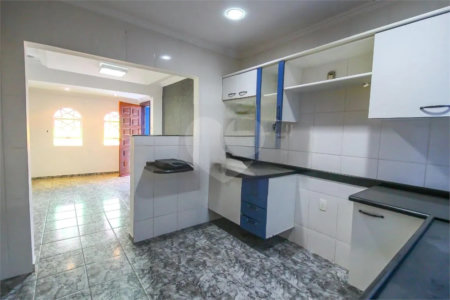 Casa à venda com 3 quartos, sendo 1 suíte,  em Vila Aparecida, Jundiaí, SP