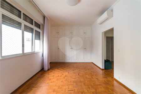 Apartamento à venda com 4 quartos, sendo 1 suíte, em Jardim Paulista, São Paulo, SP