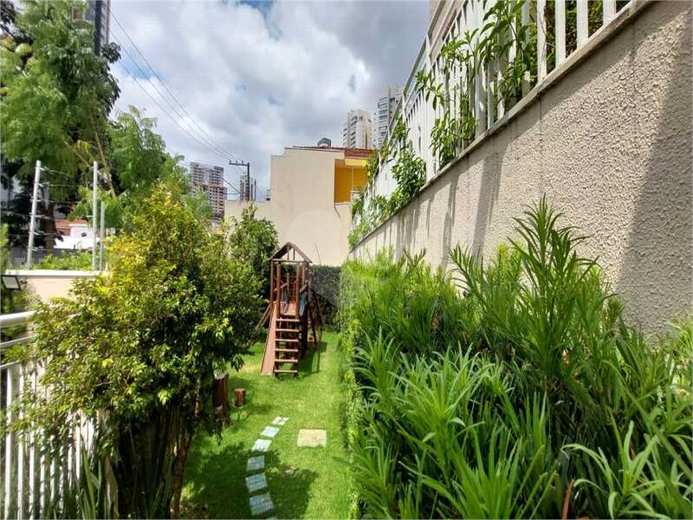 Apartamento à venda com 3 quartos, sendo 1 suíte, em Ipiranga, São Paulo, SP