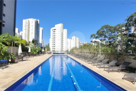 Apartamento à venda com 3 suítes em Jardim Londrina, São Paulo, SP
