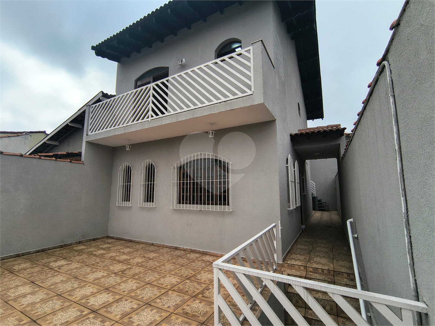 Sobrado à venda com 3 quartos, sendo 1 suíte, em Jardim D'abril, Osasco, SP