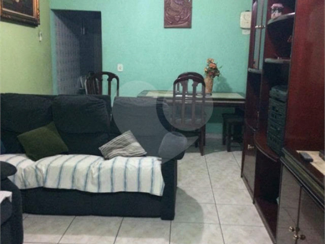 Casa à venda com 4 quartos, sendo 1 suíte,  em Vila Maria, São Paulo, SP