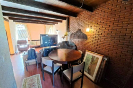Sobrado com 112m² , 3 dormitórios , sendo 1 suíte , 3 vagas de garagem , à venda no Bosque da Saúde.