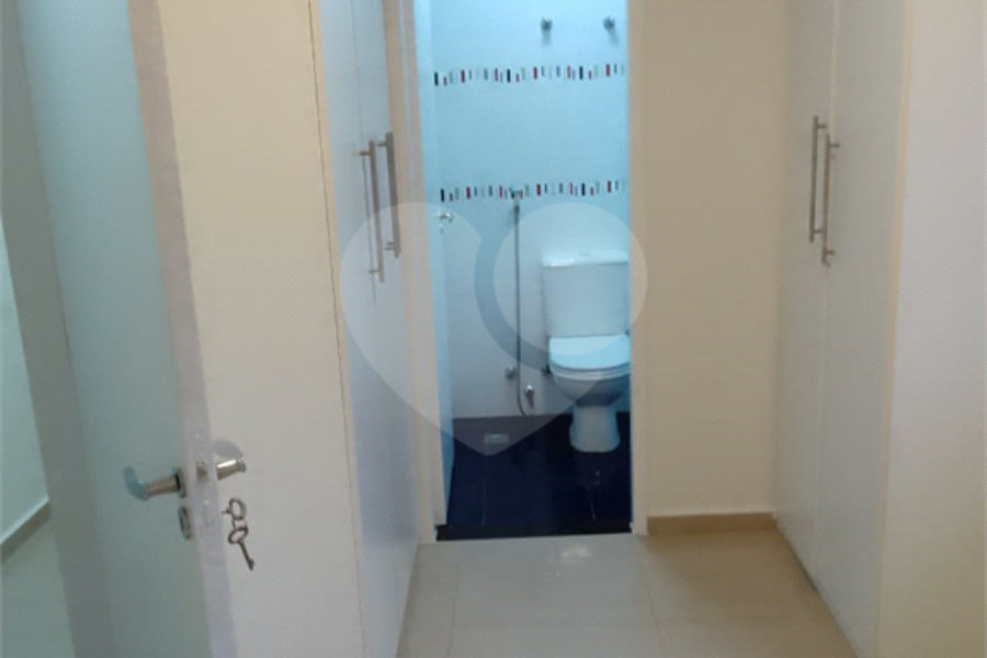 Sobrado à venda com 4 suítes em Vila Guilherme, São Paulo, SP