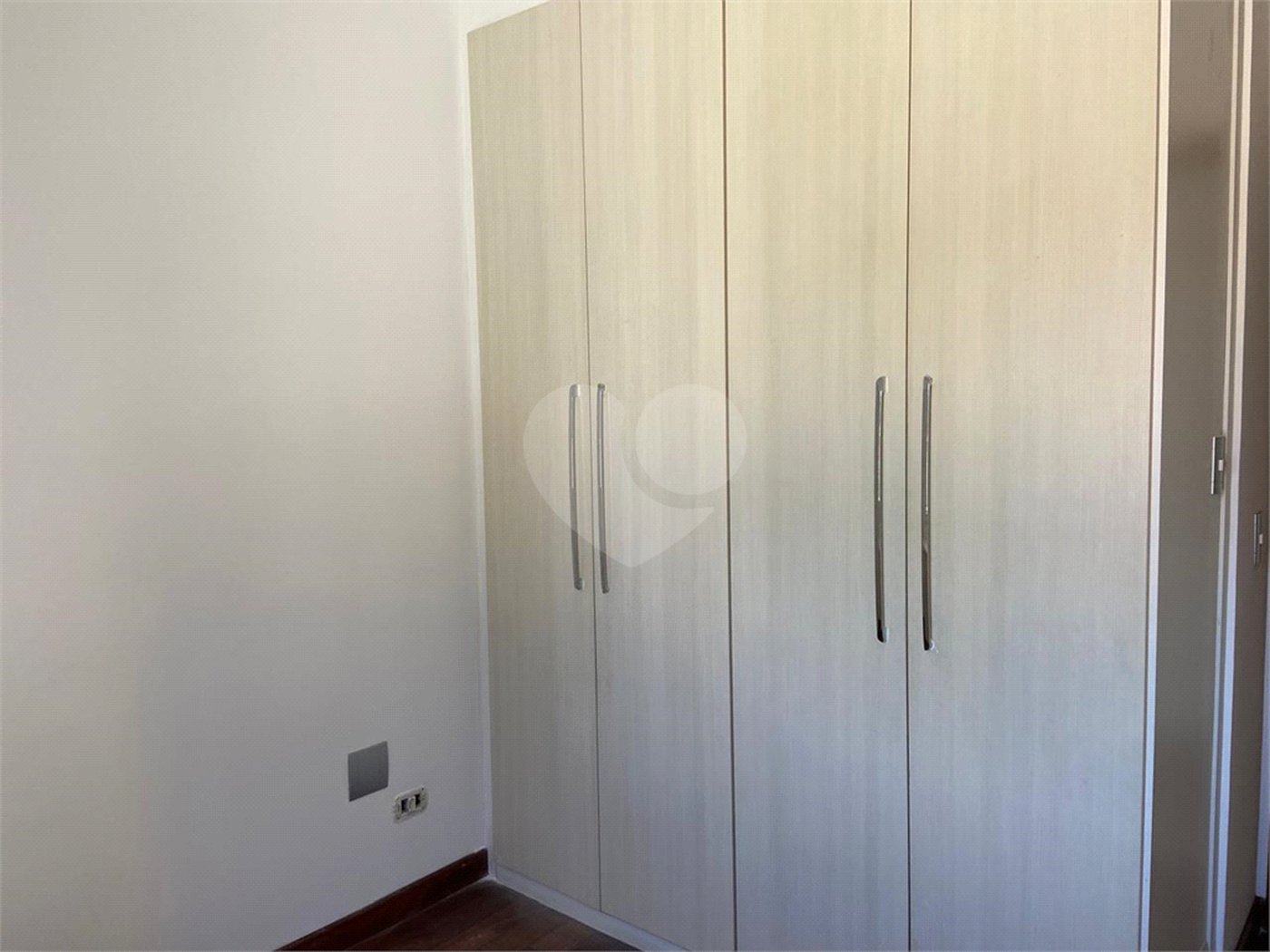 Casa para alugar com 3 quartos, sendo 2 suítes, em Vila Carrão, São Paulo, SP