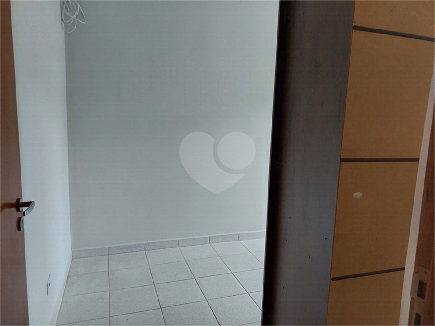 Casa à venda com 3 quartos, sendo 1 suíte, em Barreiro, Mairiporã, SP