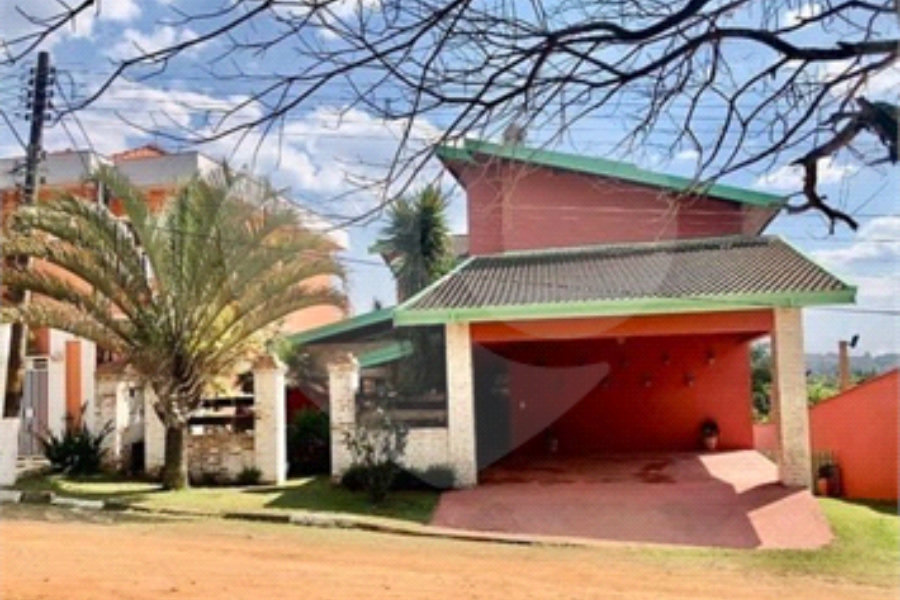 Casa à venda com 3 suítes no condomínio Chacarás Bela Vista, Mairiporã - SP