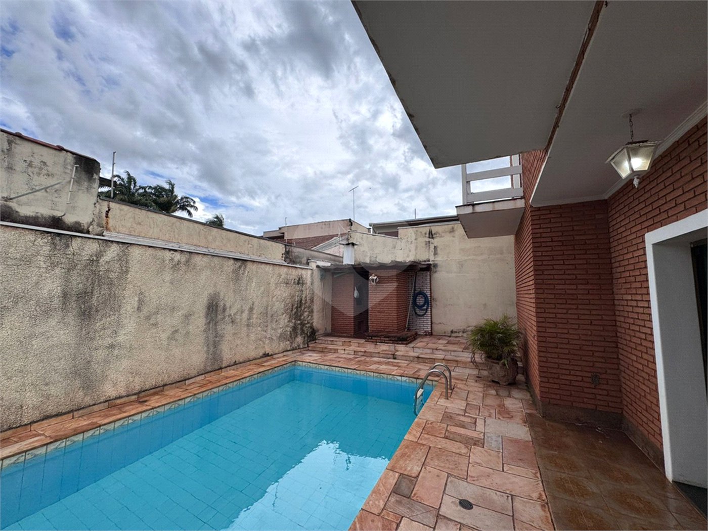 Sobrado à venda com 4 quartos, sendo 3 suítes, em Jardim América, Ribeirão Preto, SP