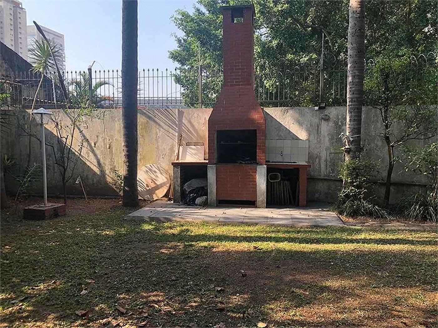 Casa à venda com 4 quartos, sendo 1 suíte, em Vila Cordeiro, São Paulo, SP