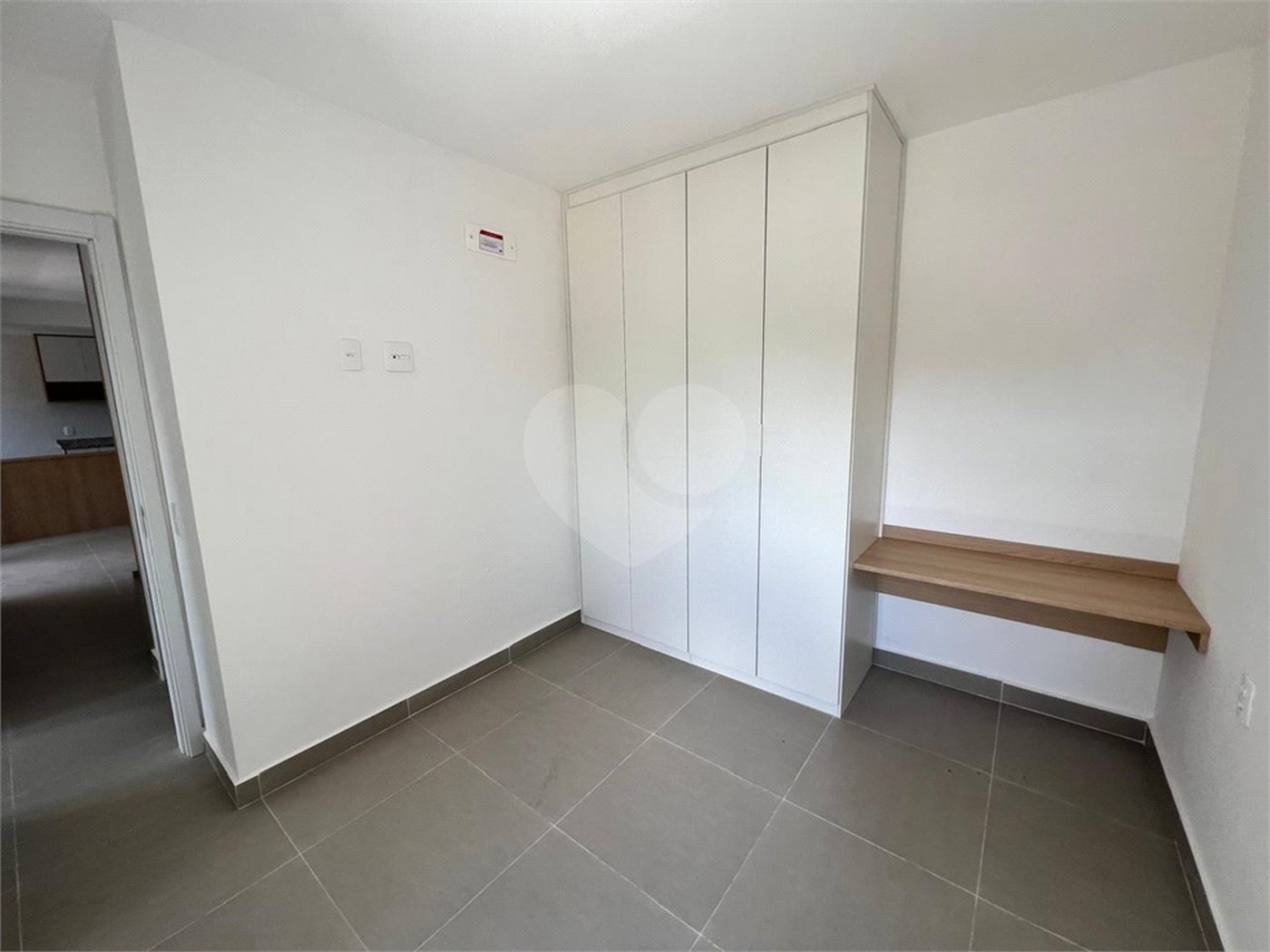 Apartamento à venda com 2 quartos, sendo 1 suíte, em Jardim Maria José, Votorantim, SP