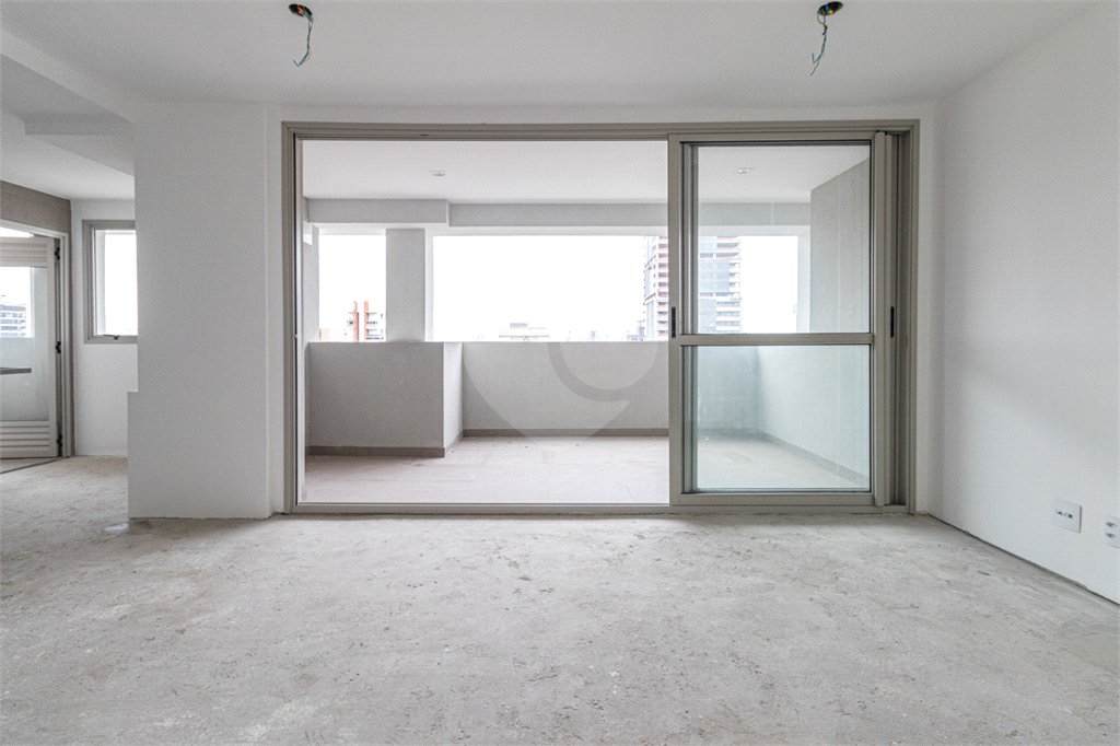 Apartamento à venda com 2 suítes em Pinheiros, São Paulo, SP
