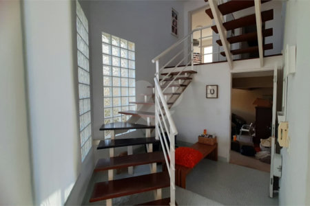 Casa à venda ou para alugar com 4 quartos, sendo 2 suítes, em City América, São Paulo, SP