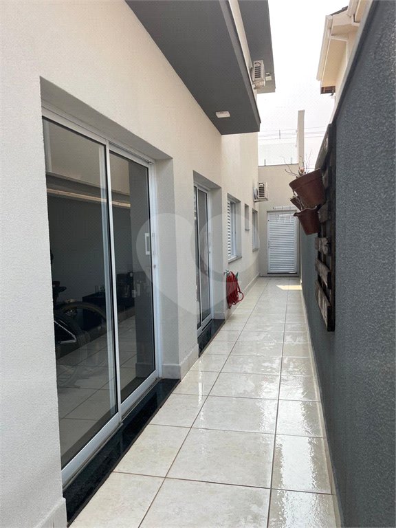 Casa à venda com 3 quartos, sendo 1 suíte,  no condomínio Costa das Areias, Salto - SP