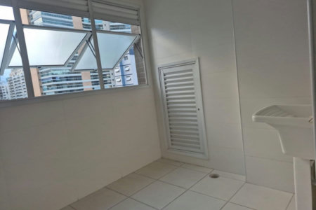 Apartamento com 3 dormitórios à venda, 210 m² por R$ 1.650.000,00 - Boqueirão - Santos/SP