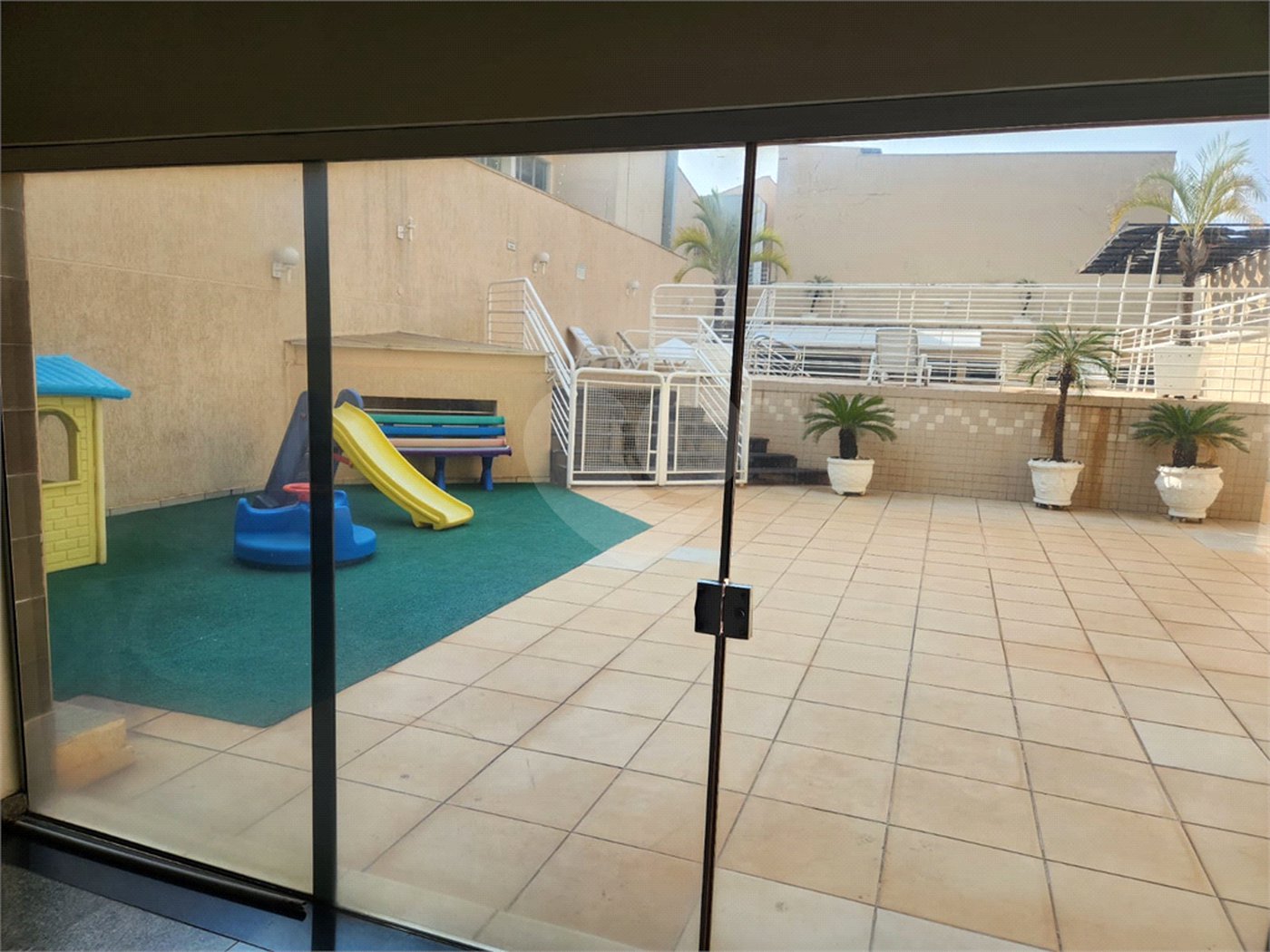 Apartamento à venda com 4 quartos, sendo 2 suítes, no Centro, Araraquara, SP