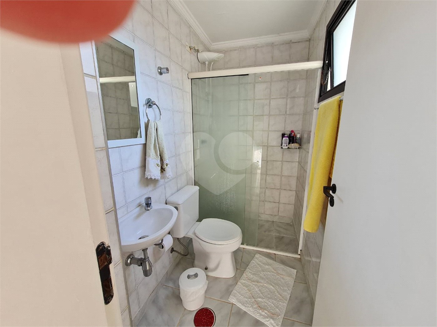 Apartamento à venda com 3 quartos, sendo 2 suítes,  em Vila Mogilar, Mogi das Cruzes, SP