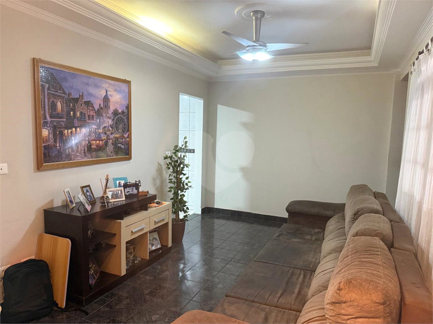 Casa à venda com 3 quartos, sendo 1 suíte, em Vila Romão, Salto, SP