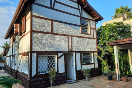 Sobrado à venda com 4 quartos, sendo 2 suítes, em Alto da Boa Vista, São Paulo, SP