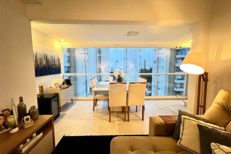 Apartamento à venda com 2 quartos, sendo 1 suíte, em Campo Belo, São Paulo, SP