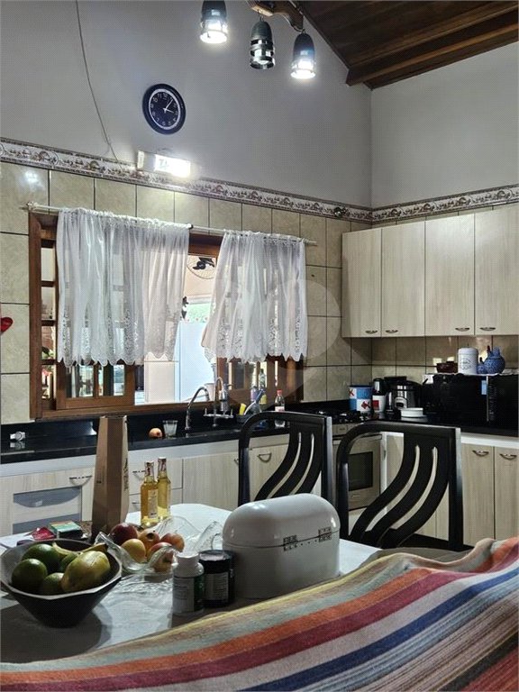 Casa à venda com 3 quartos, sendo 1 suíte, no condomínio Clube de Campo Fazenda Tabarã, Mairiporã - SP