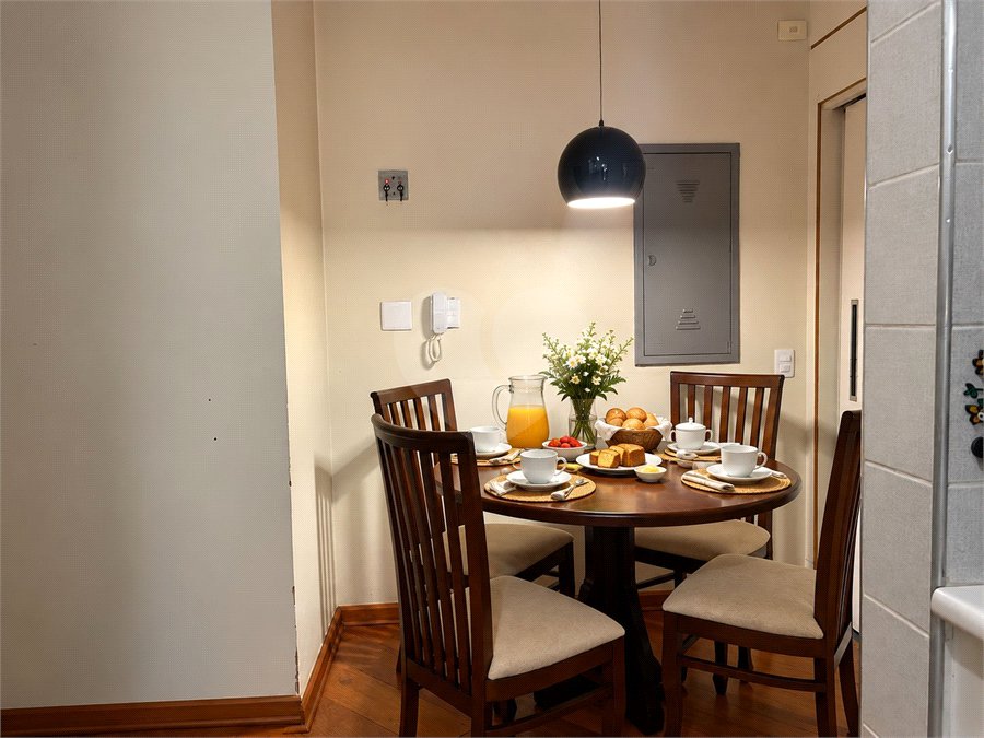 Apartamento à venda com 3 suítes em Vila Mascote, São Paulo, SP